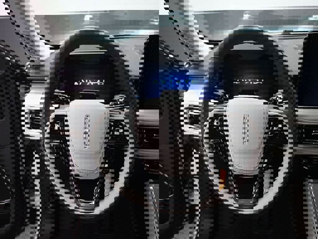 New 2026 Lincoln Aviator AWD image 23