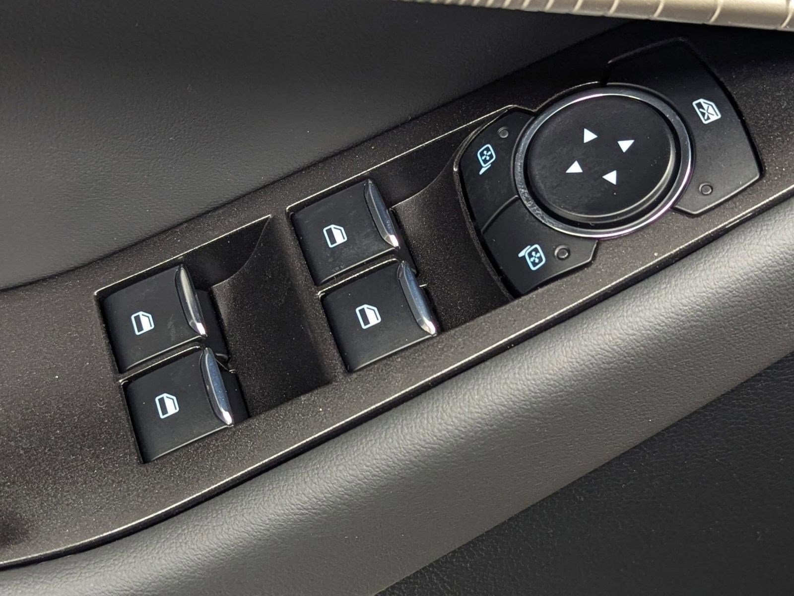 New 2026 Ford Explorer Active w/ Active Comfort Package image 18