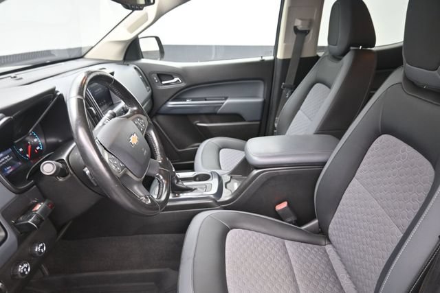 Used 2021 Chevrolet Colorado Z71 w/ Safety Package AWD/4WD image 17