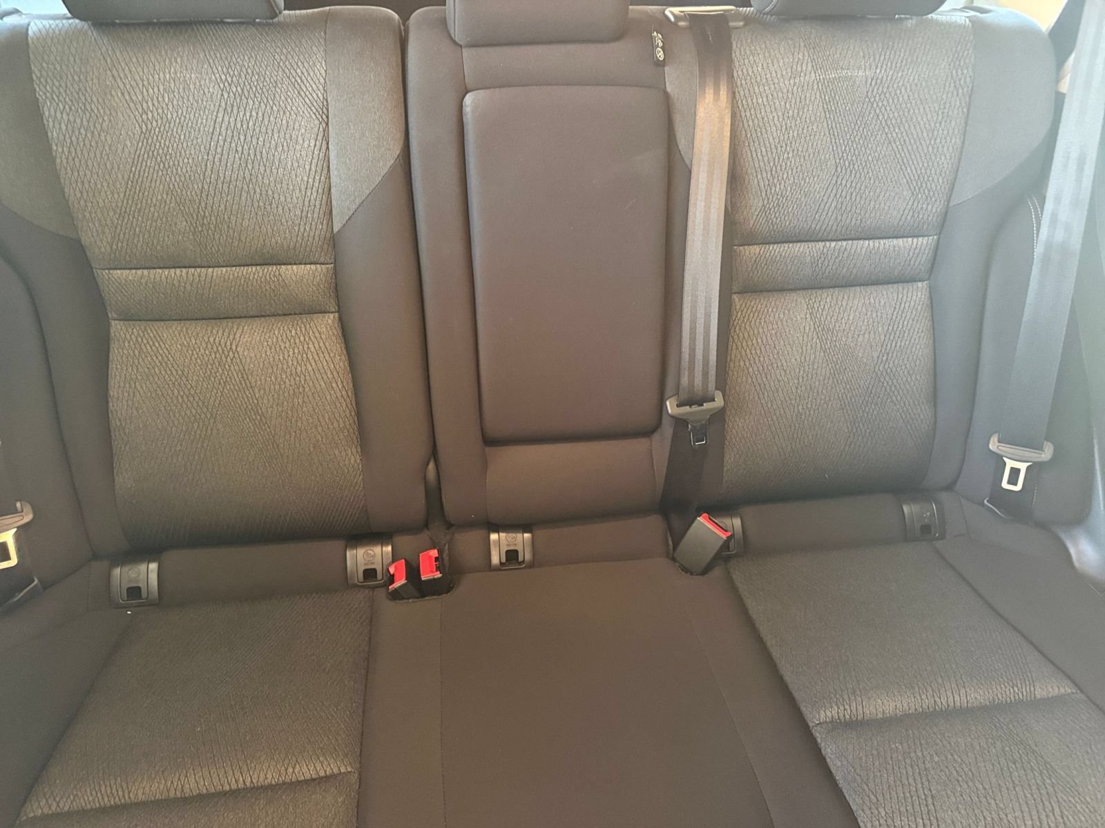 Used 2025 Nissan Rogue SV FWD image 39