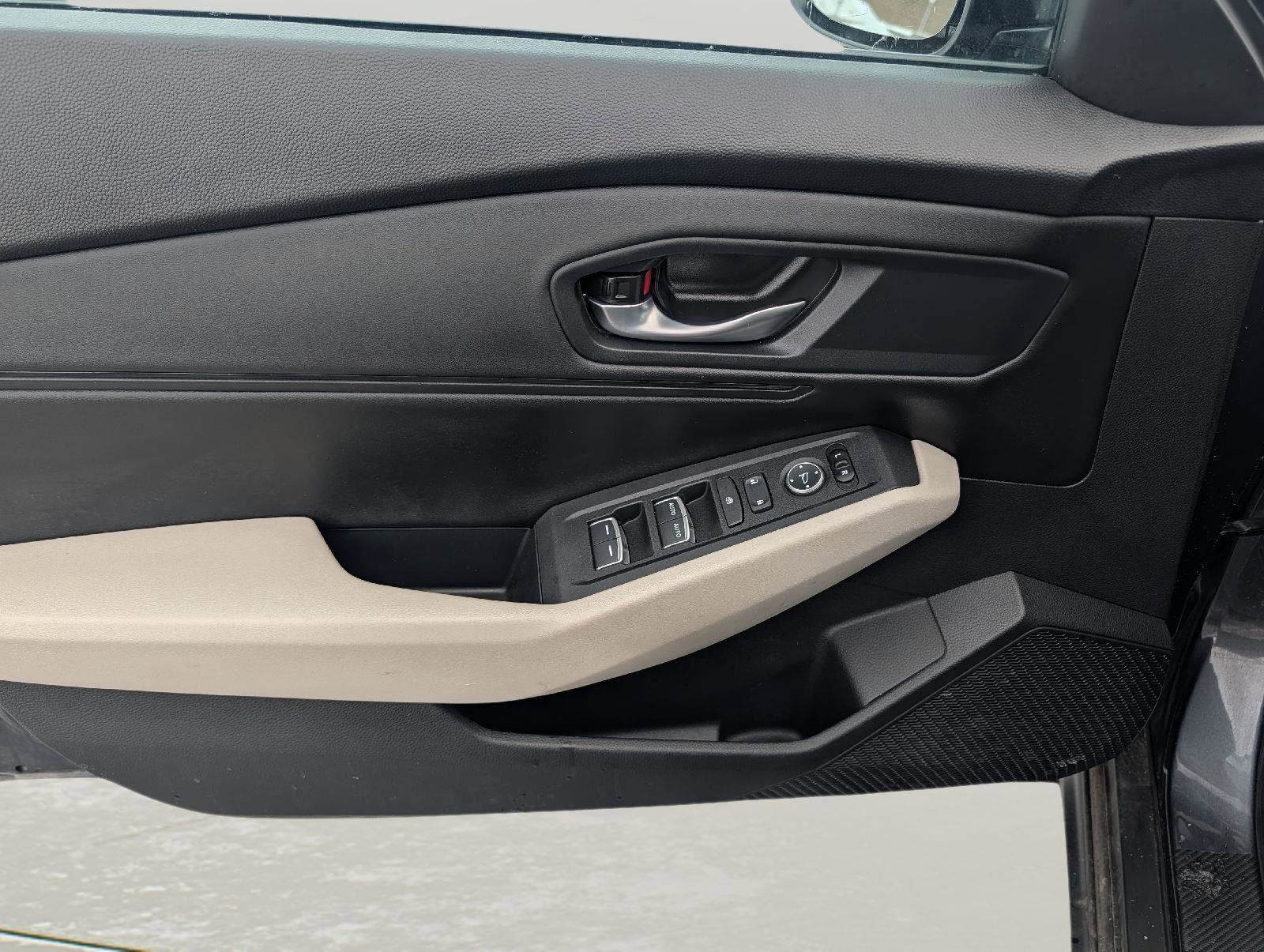 Used 2024 Honda Accord EX image 9