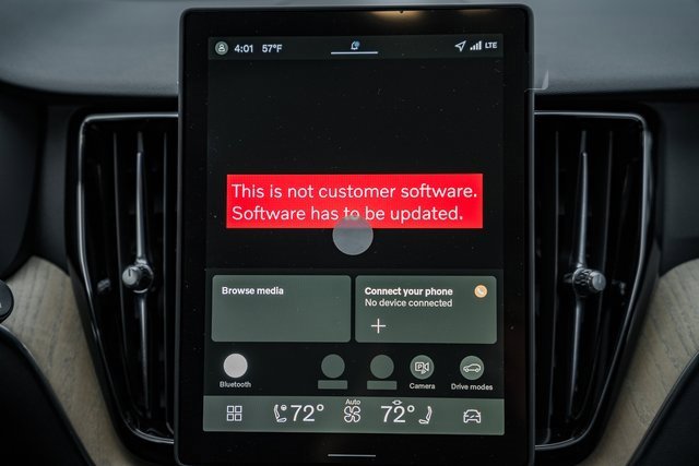 New 2026 Volvo XC60 B5 Plus w/ Protection Package Premier image 22