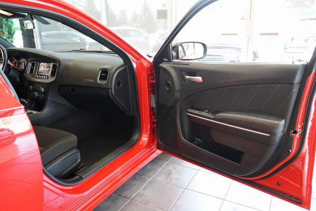 Used 2023 Dodge Charger SXT image 38