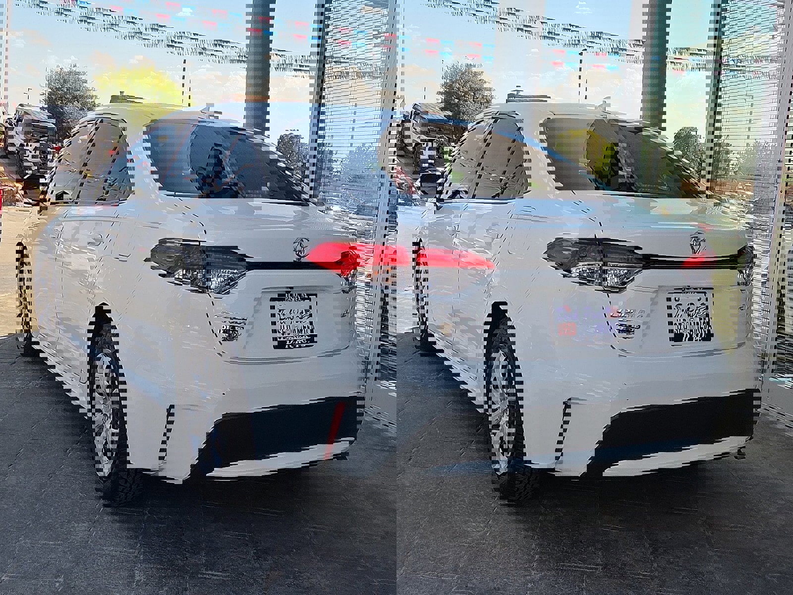 Used 2021 Toyota Corolla LE image 4