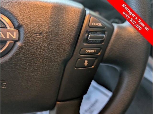 Certified 2025 Nissan Frontier SV image 19