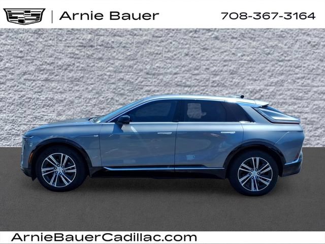 Used 2023 Cadillac Lyriq 2WD image 9