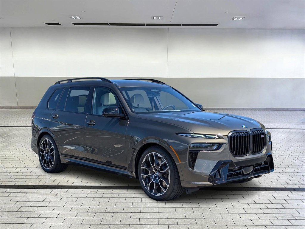 New 2026 BMW X7 M60i image 7