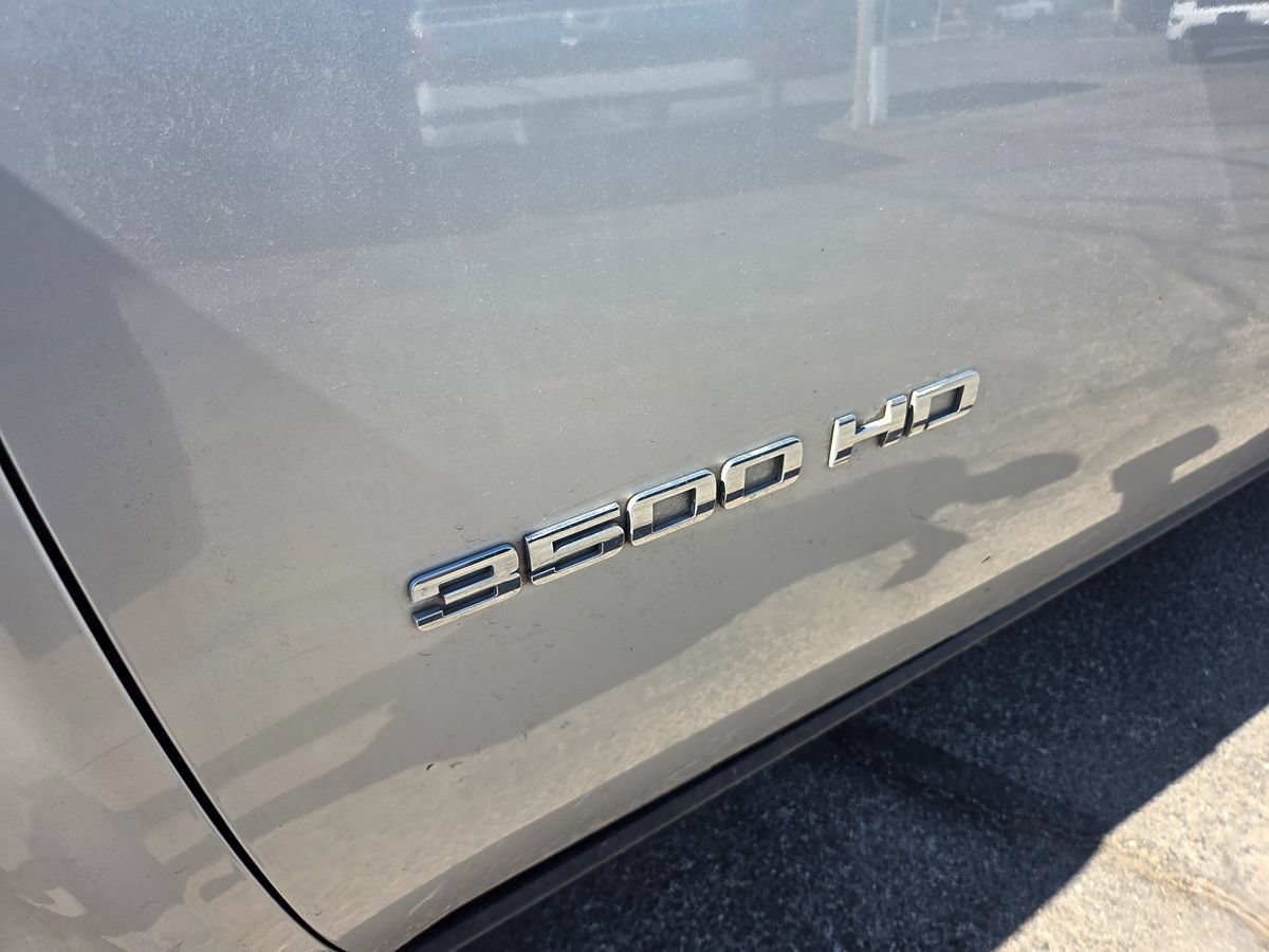 Used 2011 Chevrolet Silverado 3500 LTZ w/ LTZ Plus Package AWD/4WD image 9