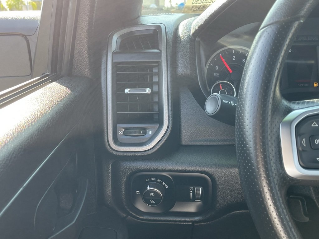 Used 2025 RAM 2500 Tradesman w/ Chrome Appearance Group RWD image 30