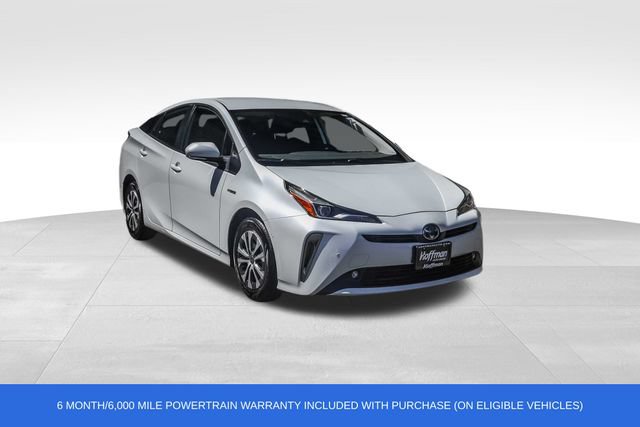 Used 2022 Toyota Prius LE AWD/4WD image 2