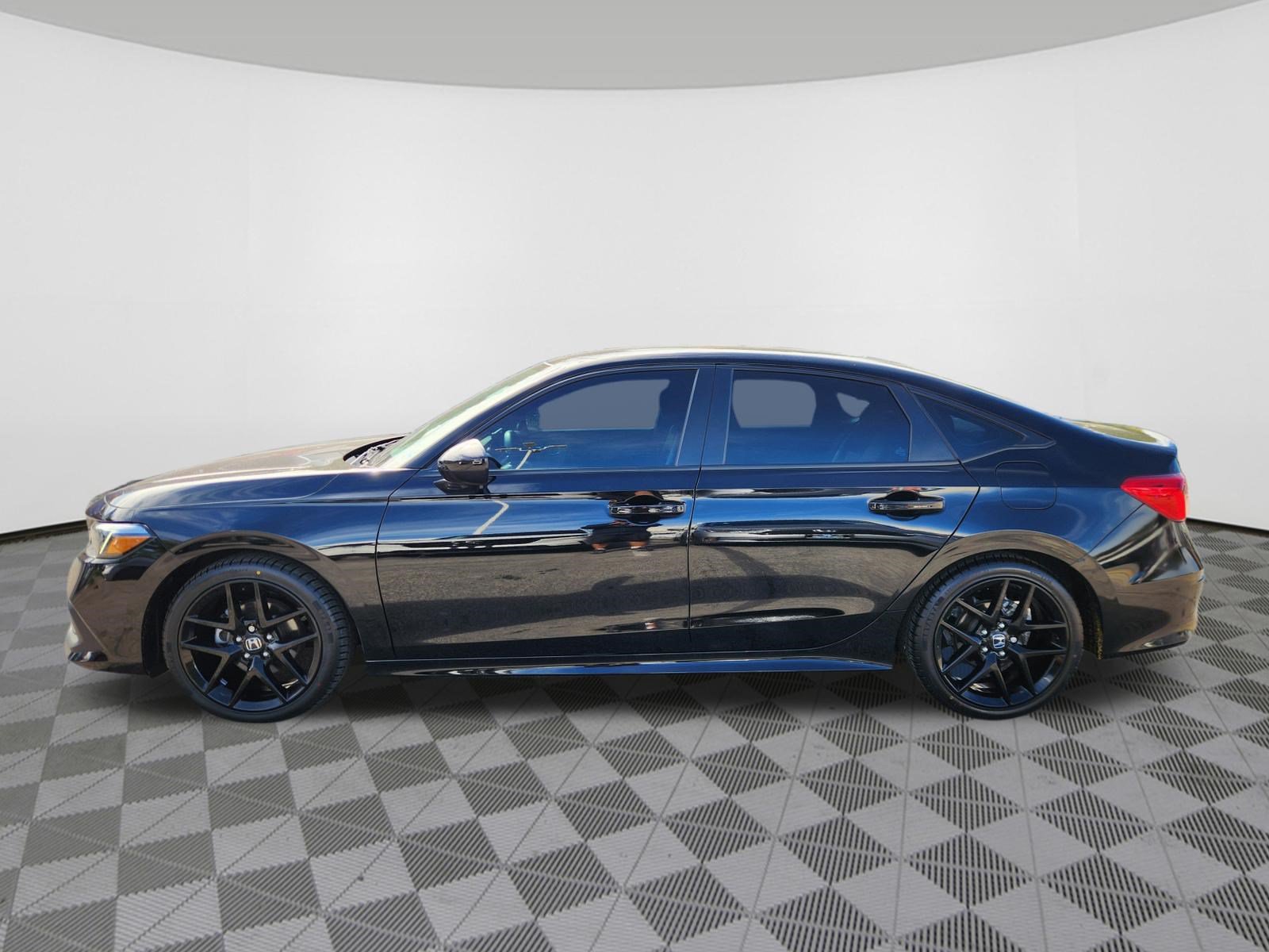 Certified 2024 Honda Civic Sport image 5