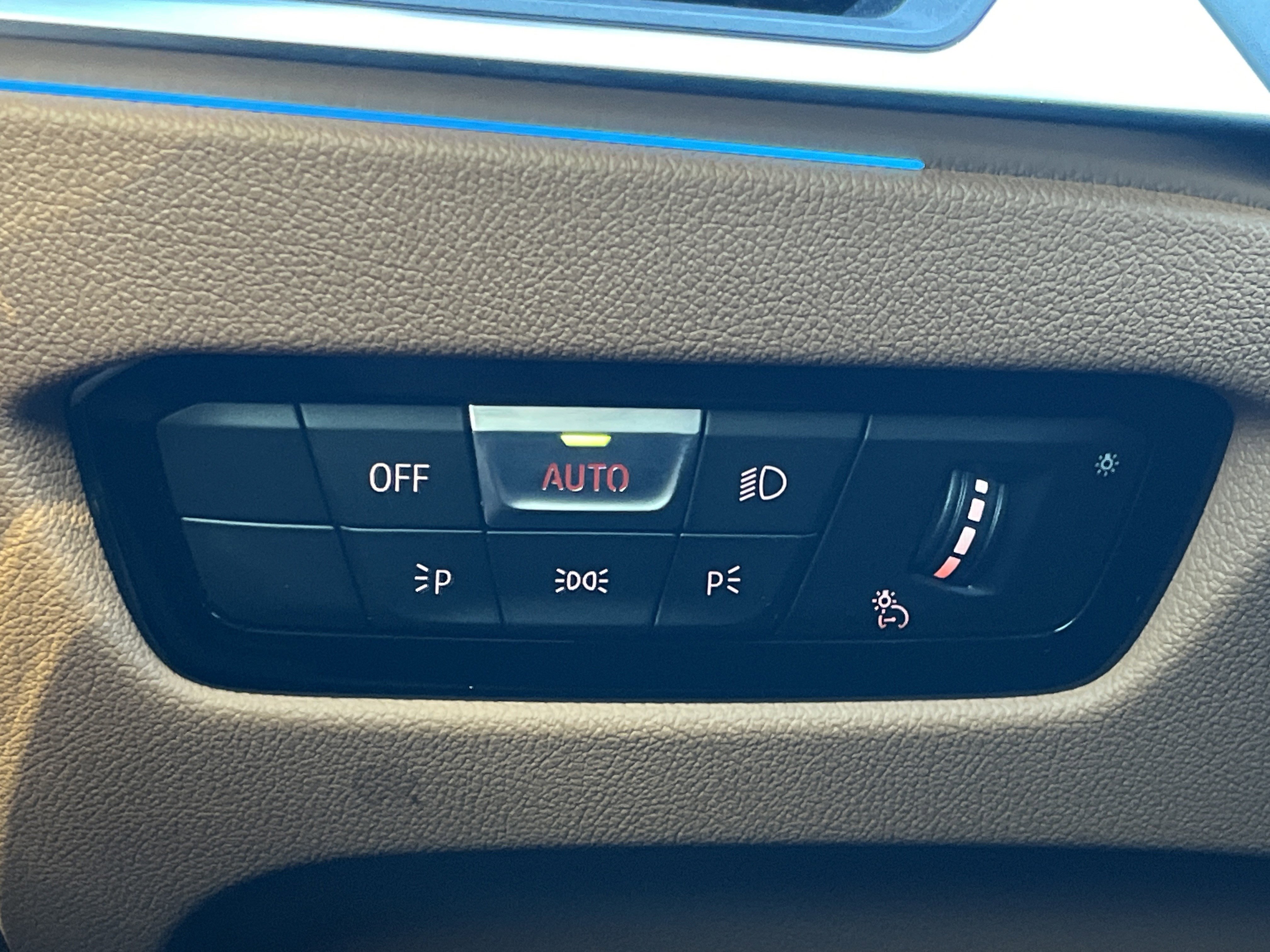 Used 2023 BMW i4 eDrive40 w/ M Sport Package image 15