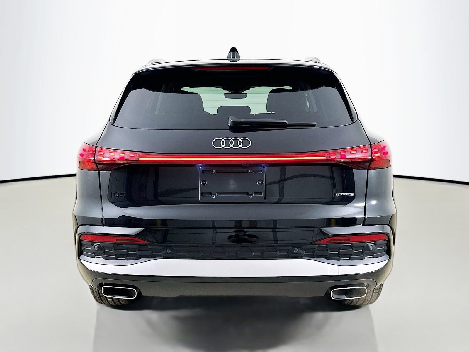 Used 2025 Audi Q5 Premium w/ Convenience Package AWD/4WD image 6