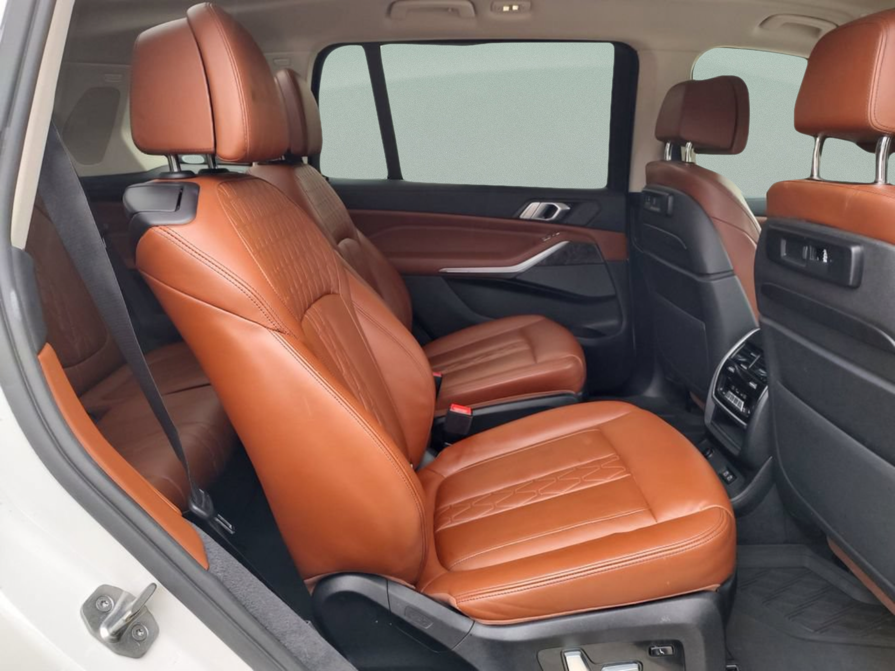Used 2020 BMW X7 xDrive40i w/ Premium Package AWD/4WD image 30