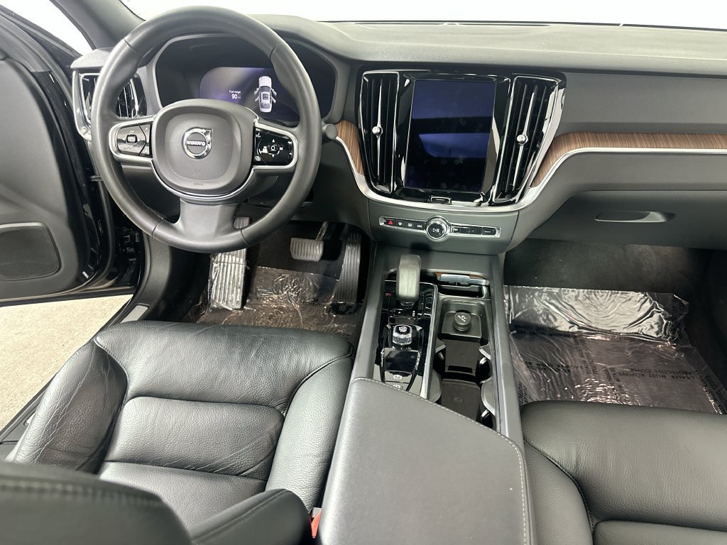 Used 2023 Volvo S60 B5 Plus FWD image 19