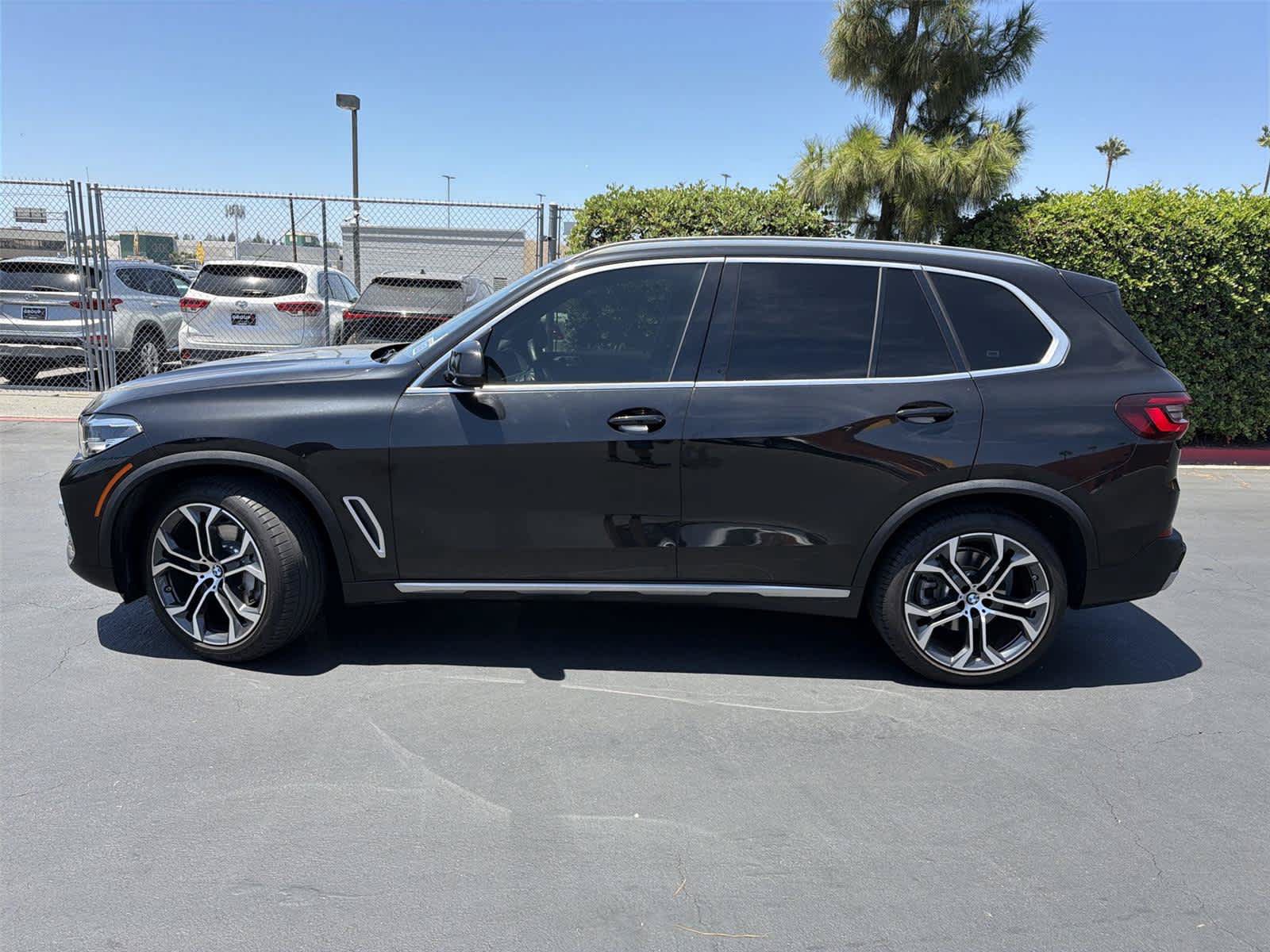 Used 2022 BMW X5 sDrive40i RWD image 3