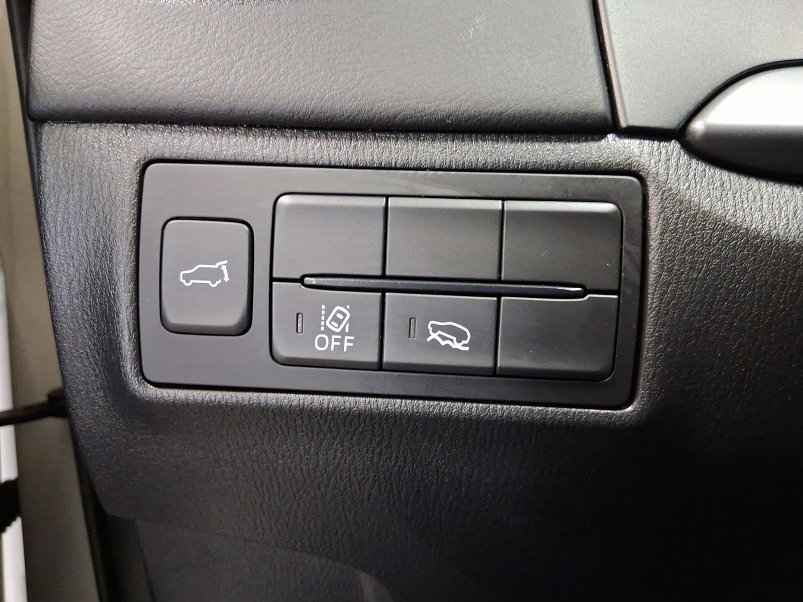 Certified 2023 MAZDA CX-9 Touring AWD/4WD image 28