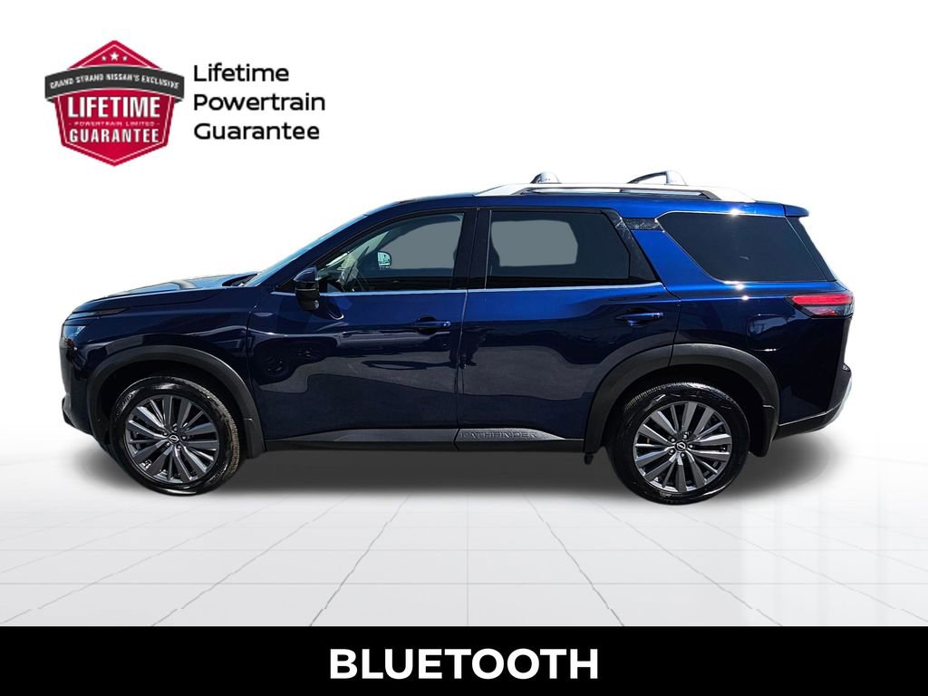 Used 2025 Nissan Pathfinder SL w/ SL Premium Package image 2