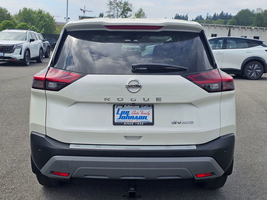 Used 2021 Nissan Rogue SV AWD/4WD image 6