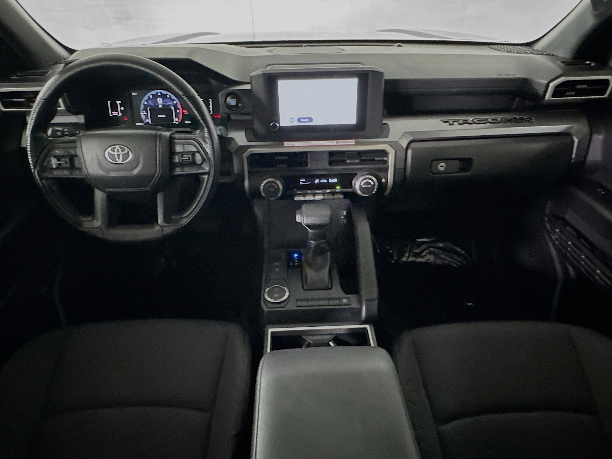 Used 2025 Toyota Tacoma SR5 image 27