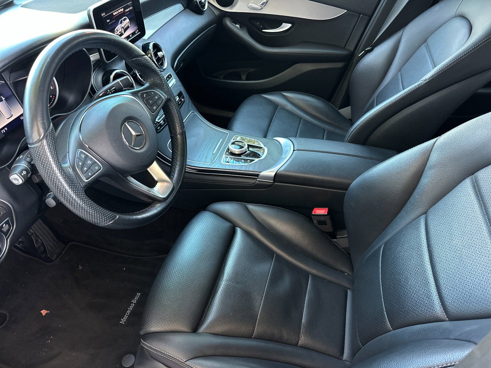 Used 2019 Mercedes-Benz GLC 300 4MATIC image 9