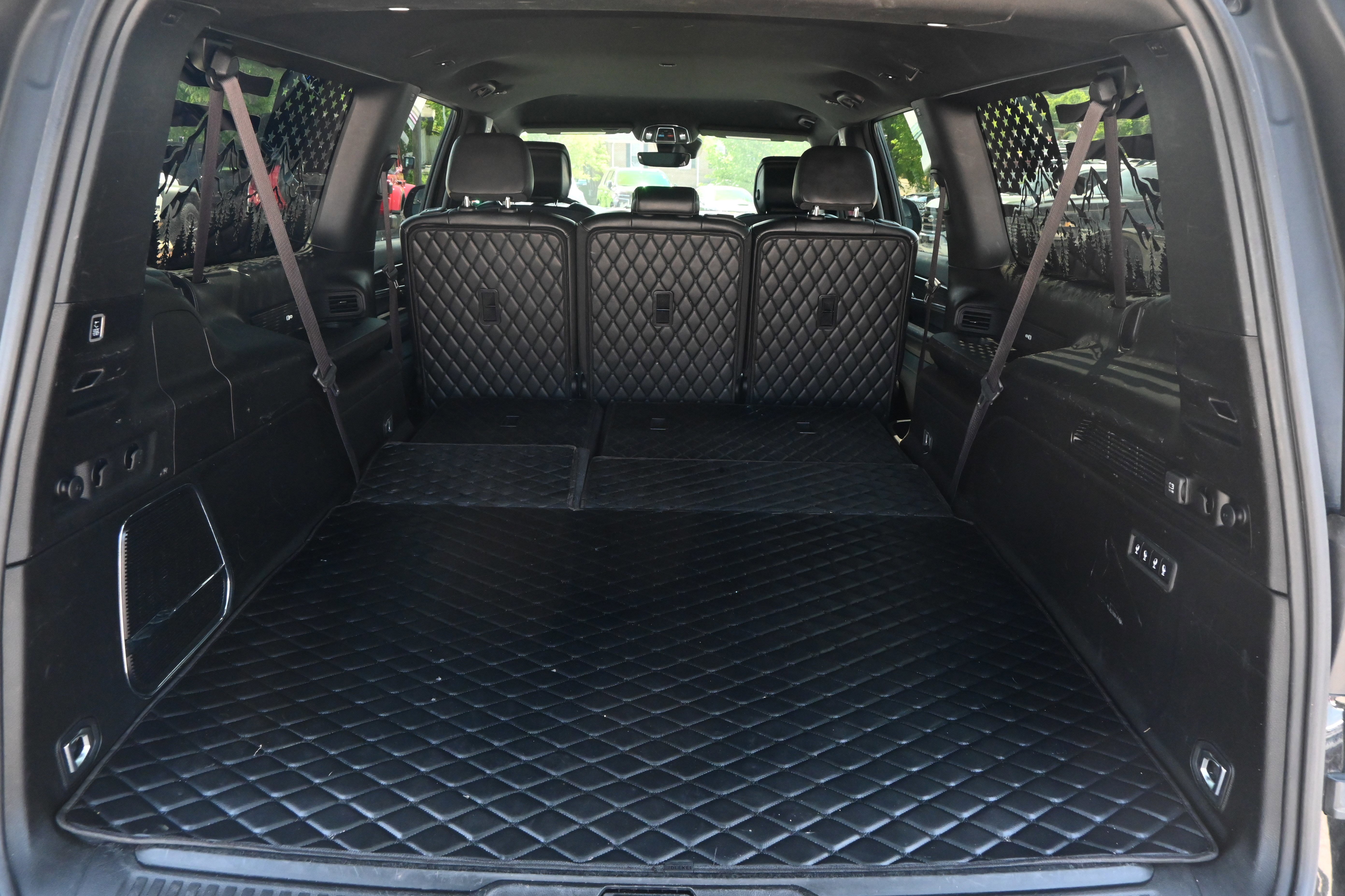 Used 2023 Jeep Wagoneer L Series II RWD image 34