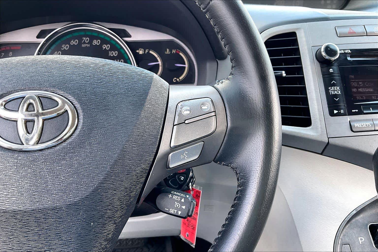 Used 2011 Toyota Venza w/ Leather Pkg FWD image 20