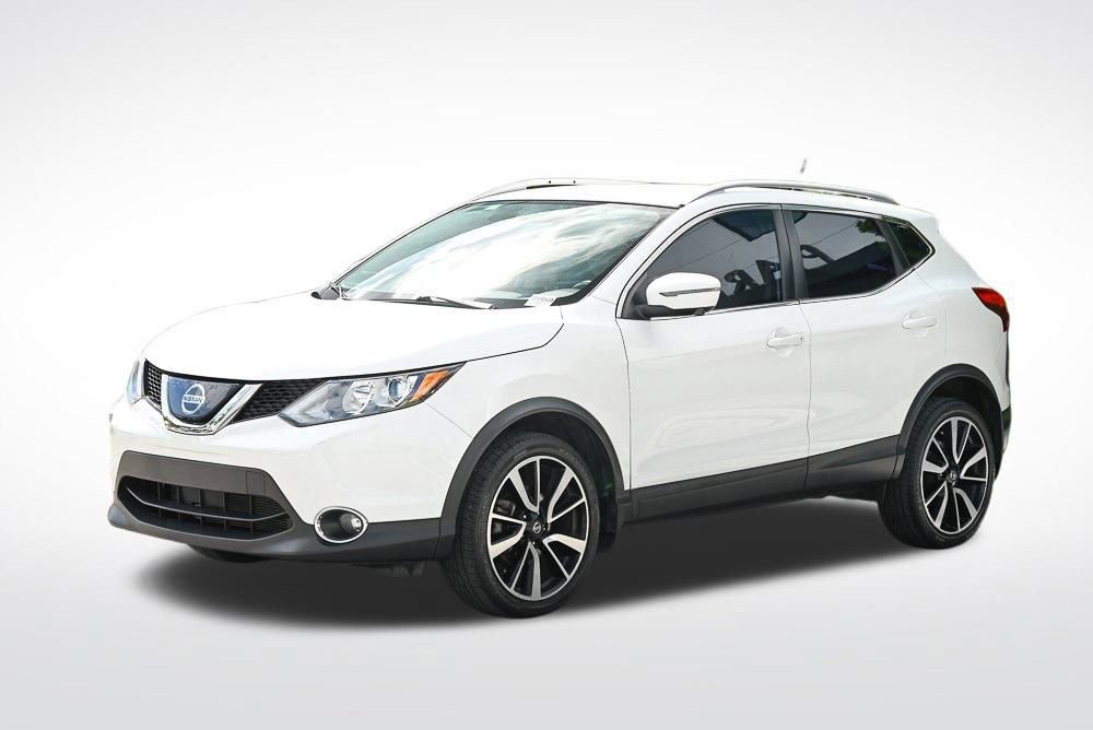 Used 2018 Nissan Rogue Sport SL image 1