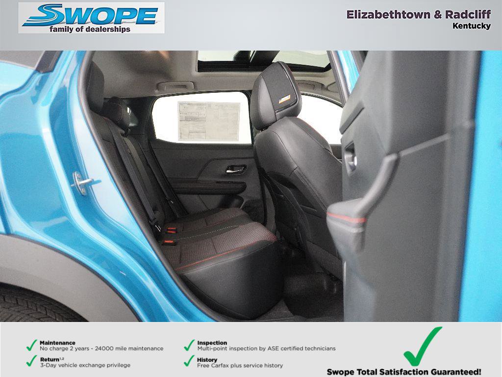 New 2025 Nissan Kicks SR w/ SR Premium Package image 11