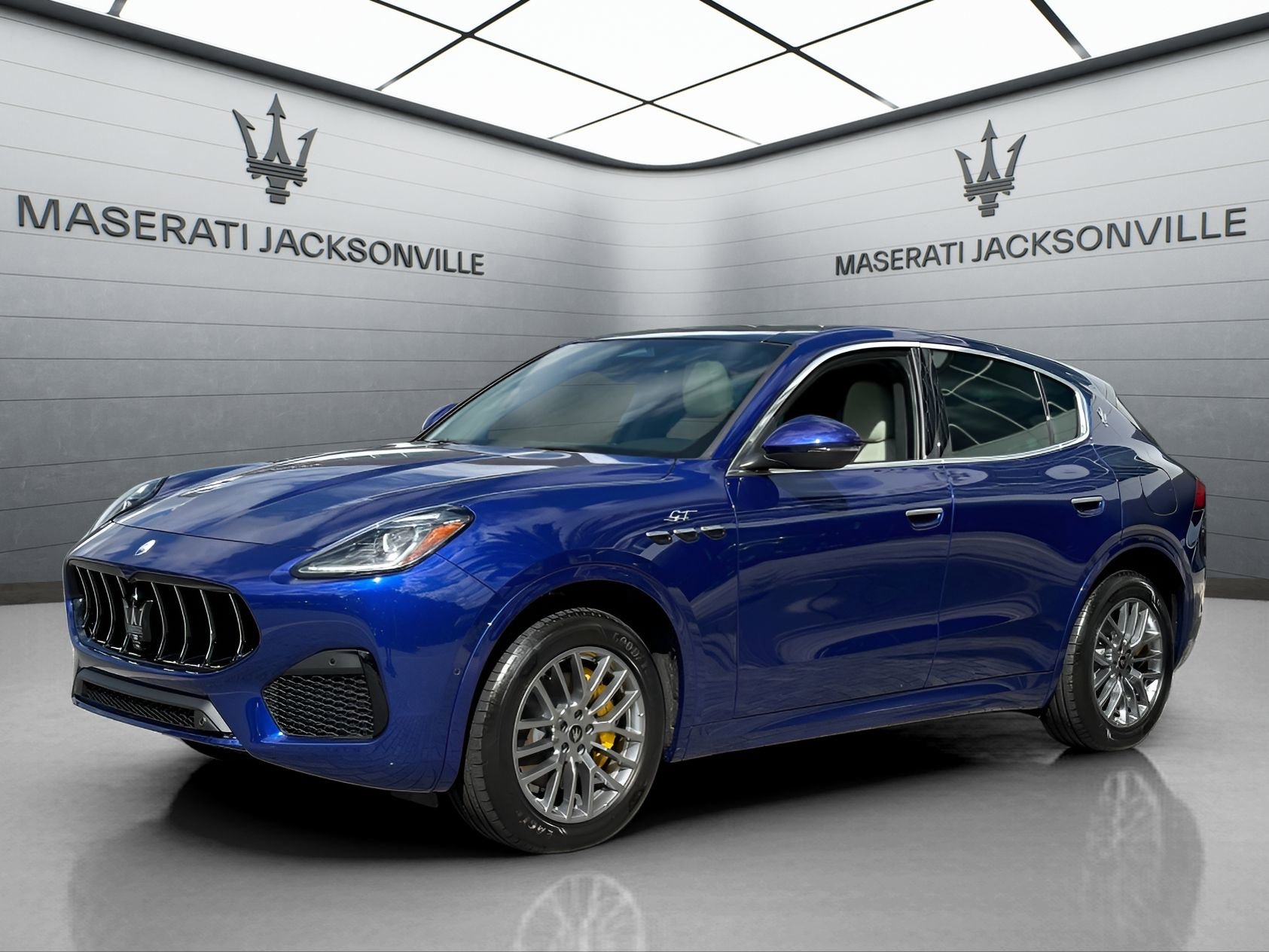 New 2024 Maserati Grecale GT image 2