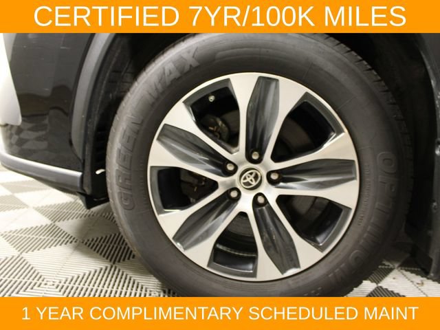 Used 2023 Toyota Highlander XLE AWD/4WD image 30