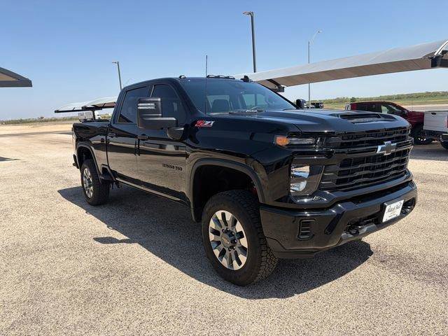 Used 2026 Chevrolet Silverado 2500 Custom w/ Custom Convenience Package image 3