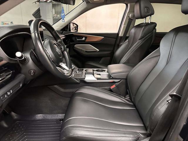 Used 2022 Acura MDX SH-AWD image 15