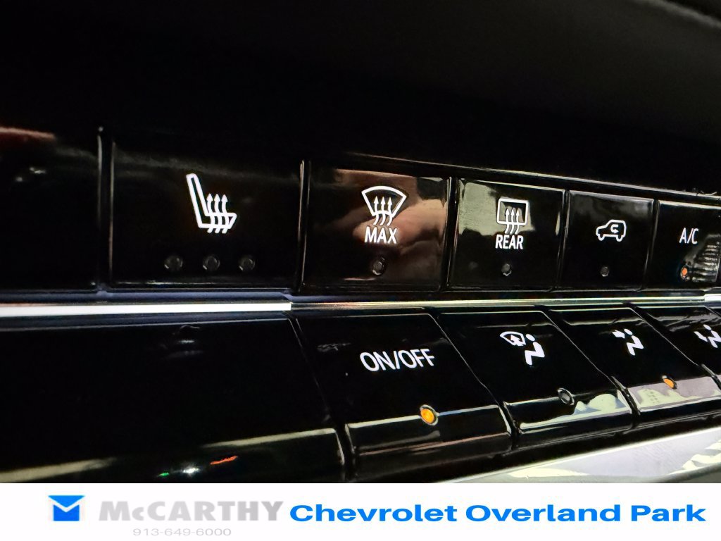 Used 2025 Chevrolet Equinox LT AWD/4WD image 22