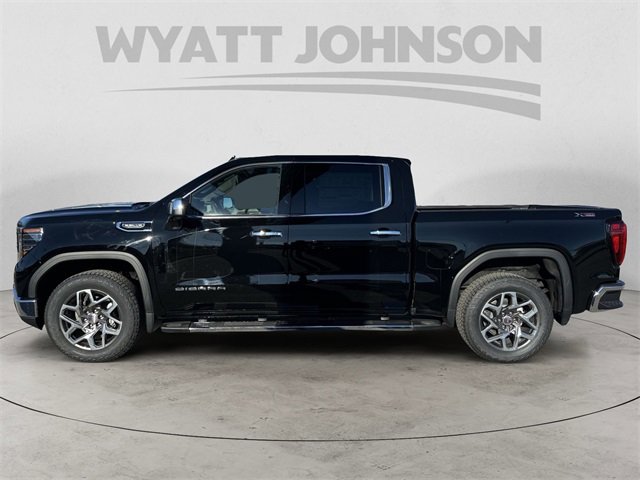 Used 2024 GMC Sierra 1500 SLT w/ SLT Premium Plus Package image 2