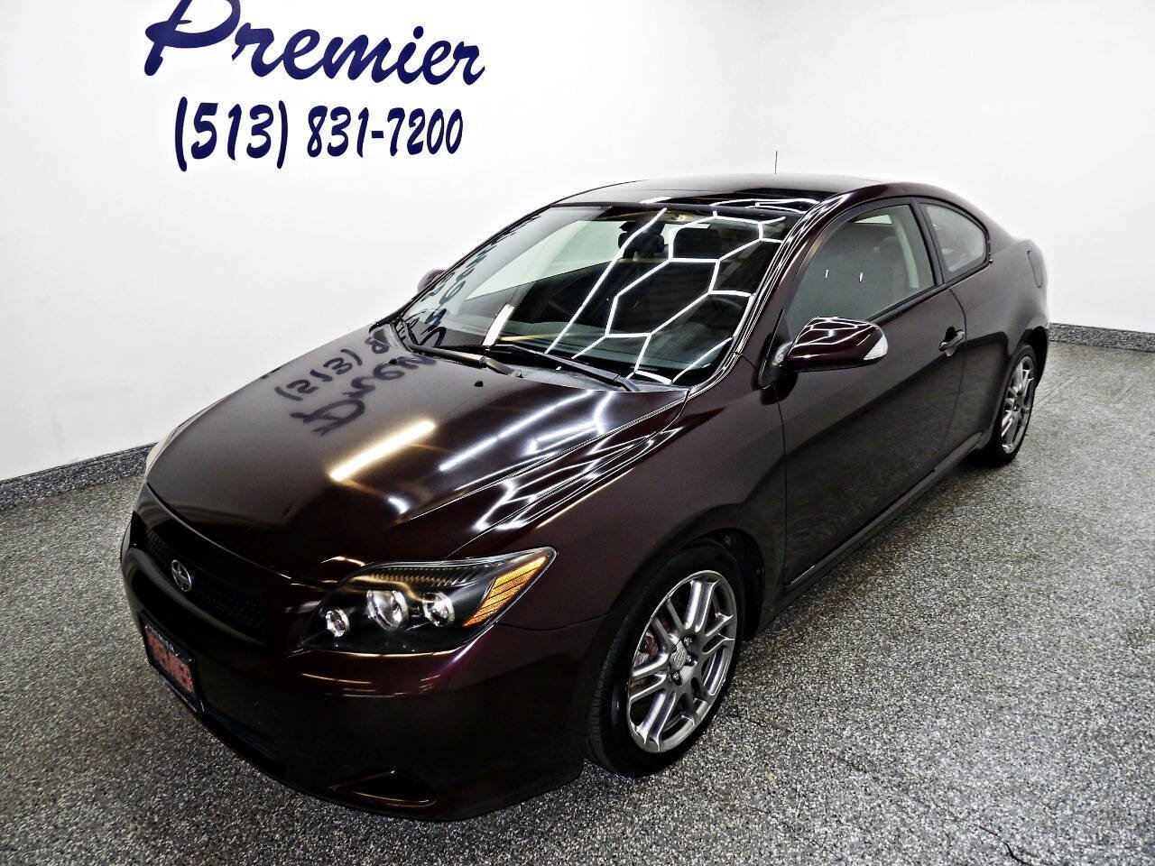 Used 2010 Scion tC FWD image 1