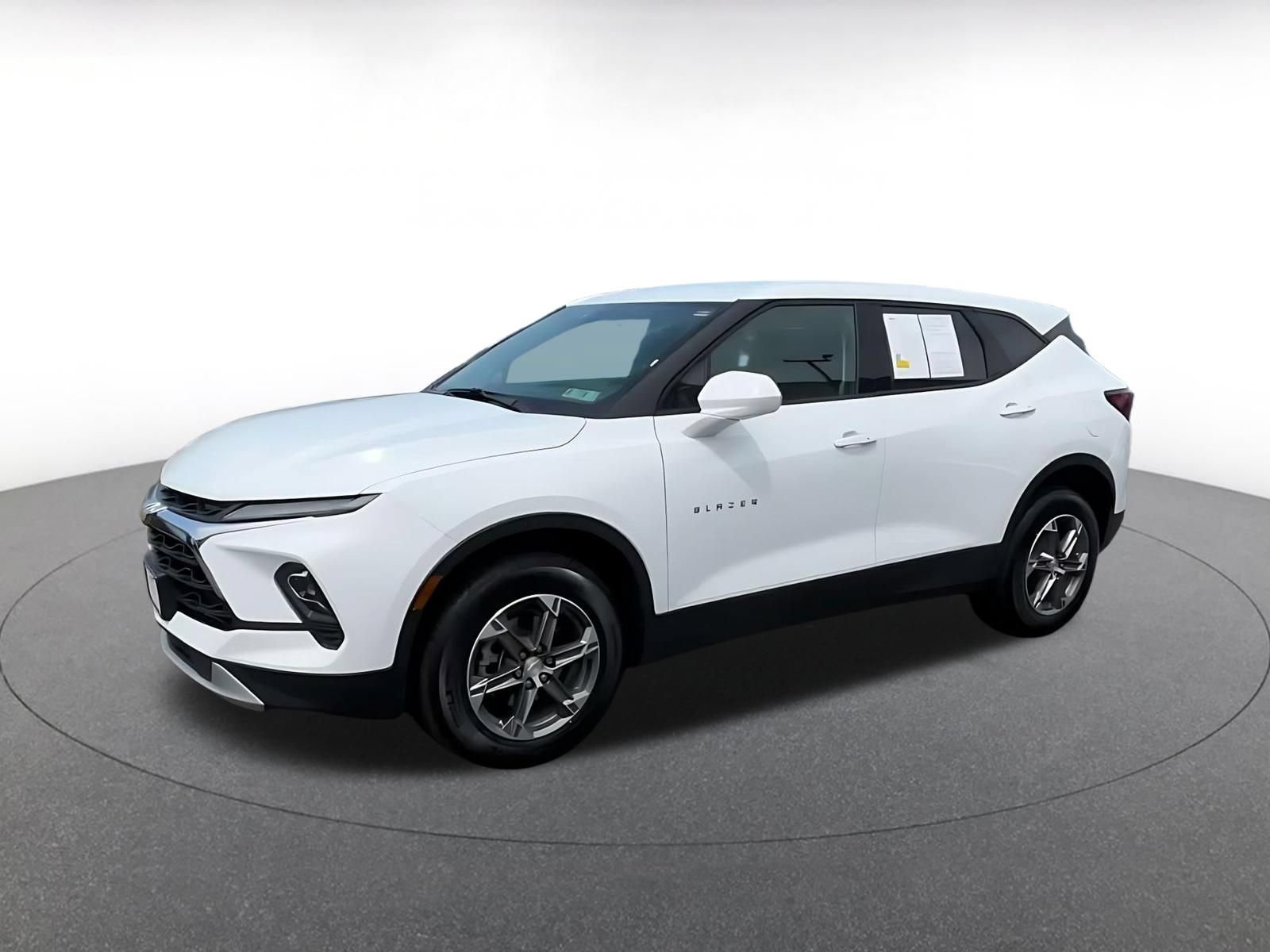 Used 2026 Chevrolet Blazer LT AWD/4WD image 7