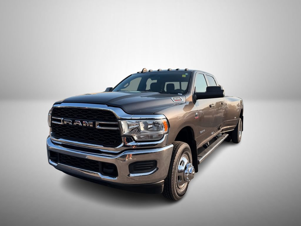 Used 2021 RAM 3500 Tradesman AWD/4WD image 2