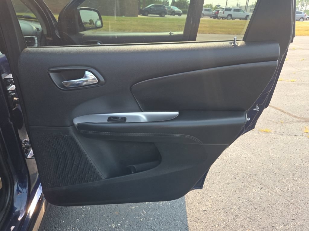 Used 2020 Dodge Journey SE w/ SE Popular Equipment Group FWD image 21