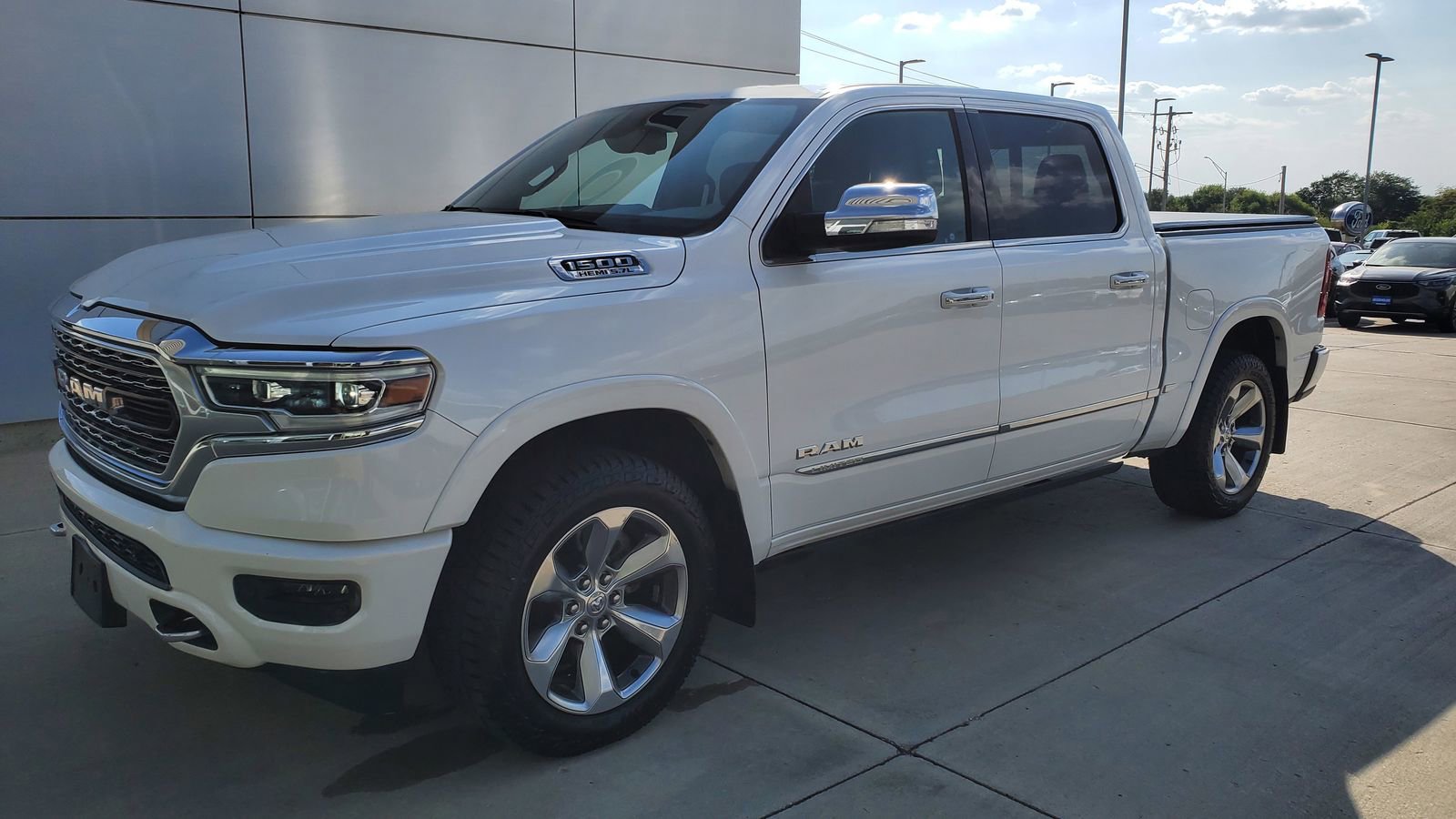 Used 2019 RAM 1500 Limited w/ Body Color Bumper Group