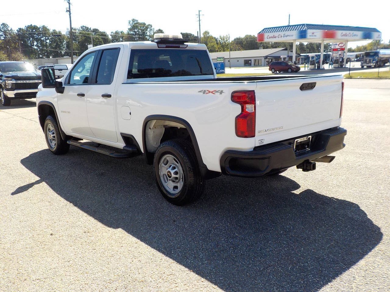Used 2023 Chevrolet Silverado 2500 W/T w/ WT Fleet Convenience Package AWD/4WD image 3