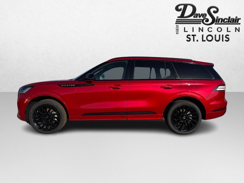 Certified 2025 Lincoln Aviator Reserve w/ Equipment Group 201A AWD/4WD image 8