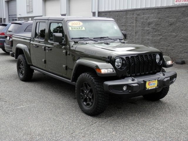 Used 2023 Jeep Gladiator Sport AWD/4WD image 2