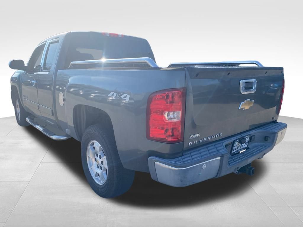 Used 2011 Chevrolet Silverado 1500 LT w/ All-Star Edition image 3