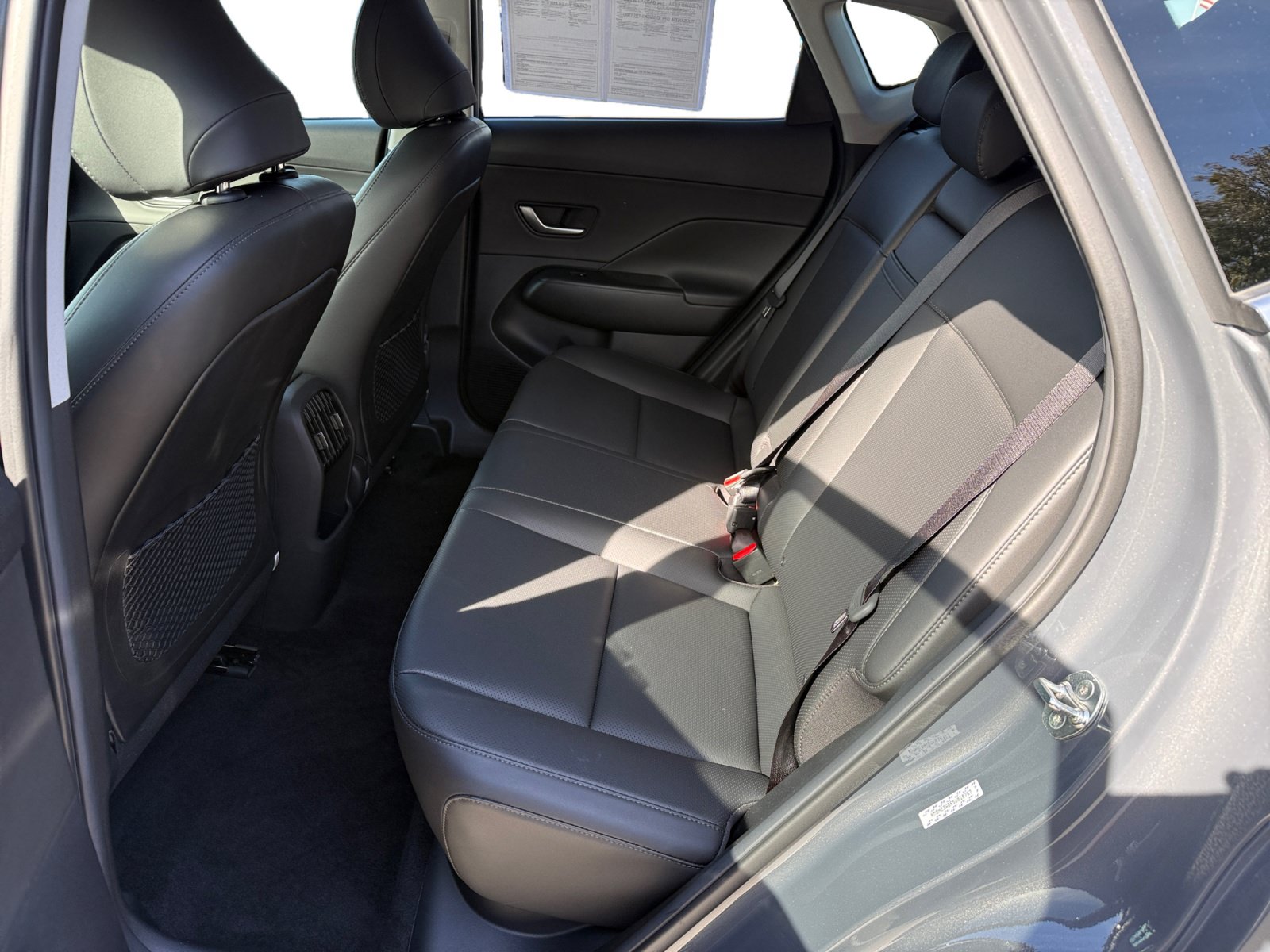 Used 2025 Hyundai Kona Limited FWD image 16