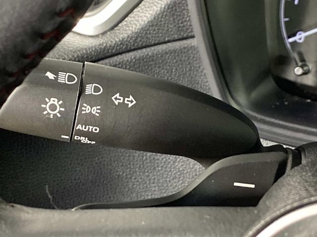 Used 2024 Toyota Corolla Cross AWD Hybrid w/ Moonroof Package image 16