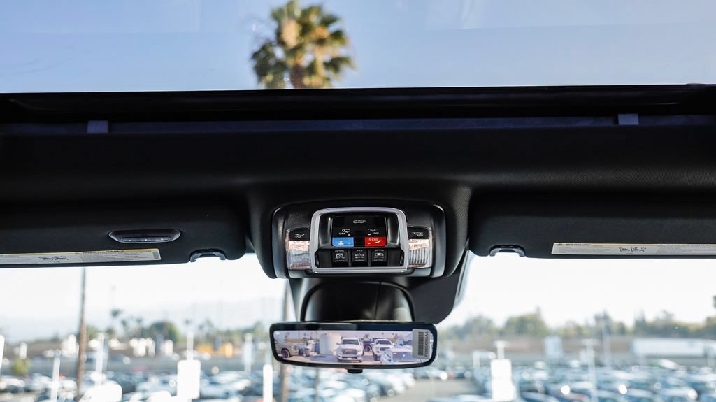 New 2026 RAM 2500 Limited AWD/4WD image 19
