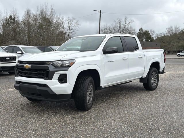 Used 2024 Chevrolet Colorado LT w/ LT Convenience Package image 4