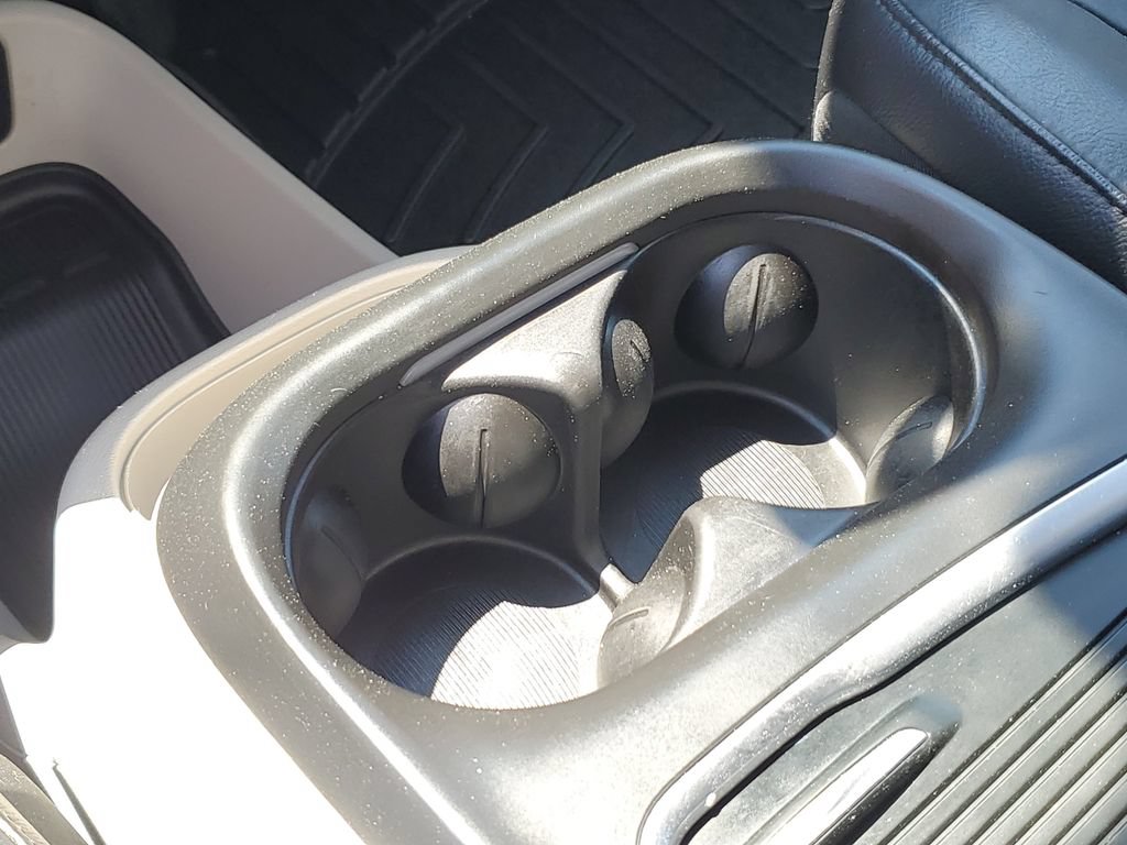 Used 2022 Chrysler Pacifica Touring-L FWD image 20