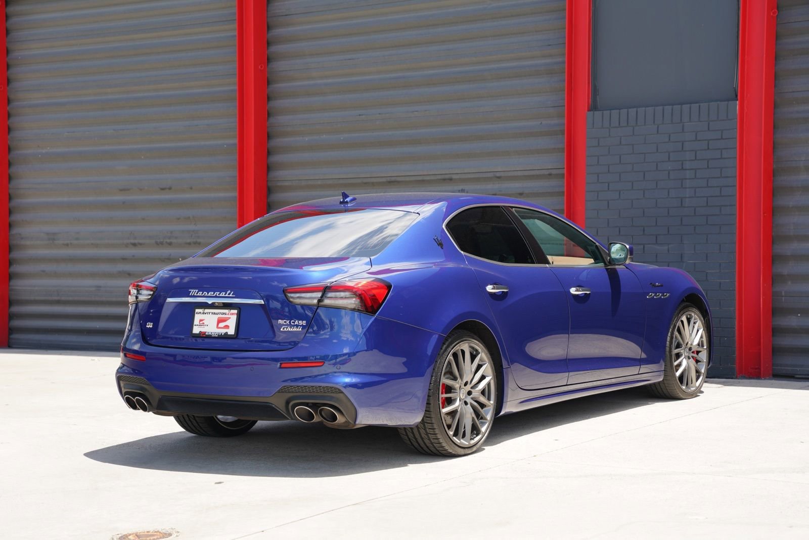 Used 2022 Maserati Ghibli Modena Q4 AWD/4WD image 12